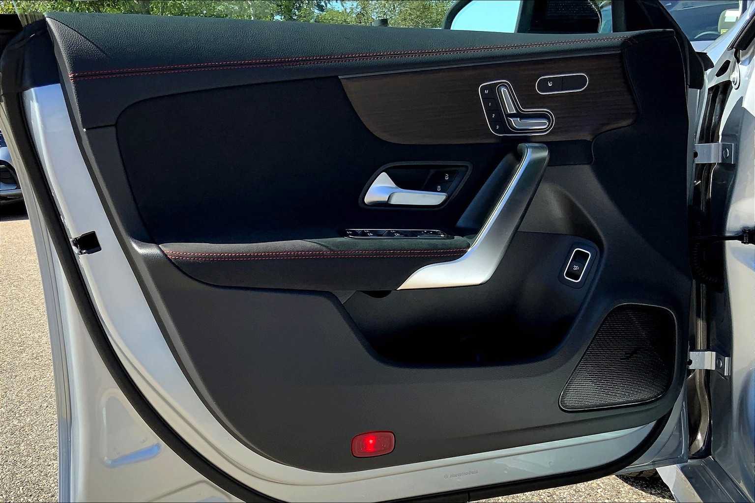 Certified 2026 Mercedes-Benz CLA 250 4MATIC image 14
