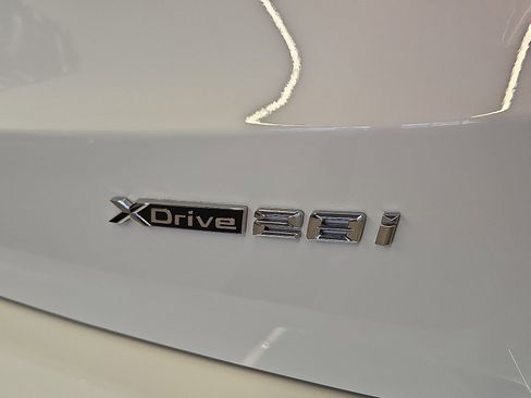 Used 2026 BMW X1 xDrive28i image 32
