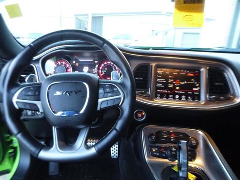 Used 2015 Dodge Challenger SRT Hellcat image 10