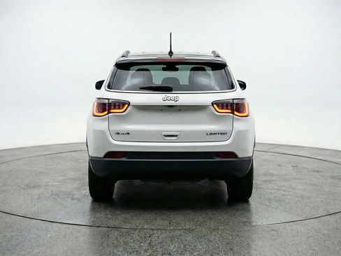 Used 2025 Jeep Compass Limited AWD/4WD image 7