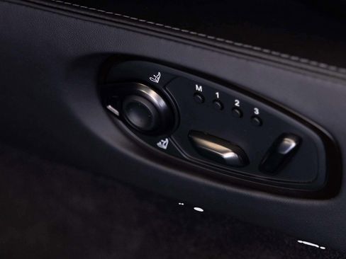 New 2026 Aston Martin V8 Vantage Coupe image 25