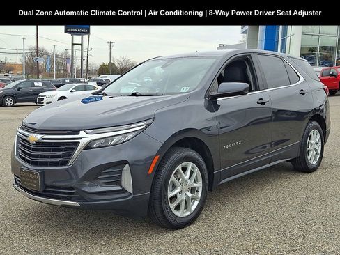 Used 2022 Chevrolet Equinox LT image 3