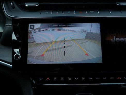 New 2026 Jeep Grand Cherokee Altitude AWD/4WD image 20