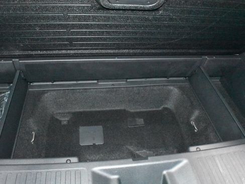 Used 2025 Honda Pilot Elite image 38