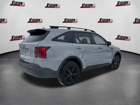 Certified 2022 Kia Sorento S w/ Panoramic Sunroof Package image 5
