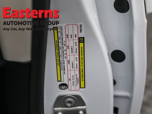 Used 2023 Chrysler Voyager LX image 34