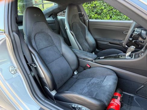 Used 2018 Porsche 911 Carrera GTS RWD image 33