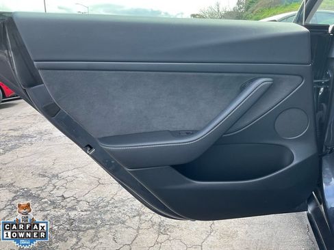 Used 2023 Tesla Model 3 Standard Range image 47