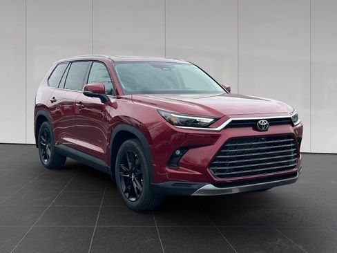 New 2026 Toyota Grand Highlander AWD image 7