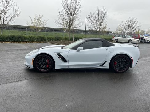 Used 2019 Chevrolet Corvette Grand Sport image 2