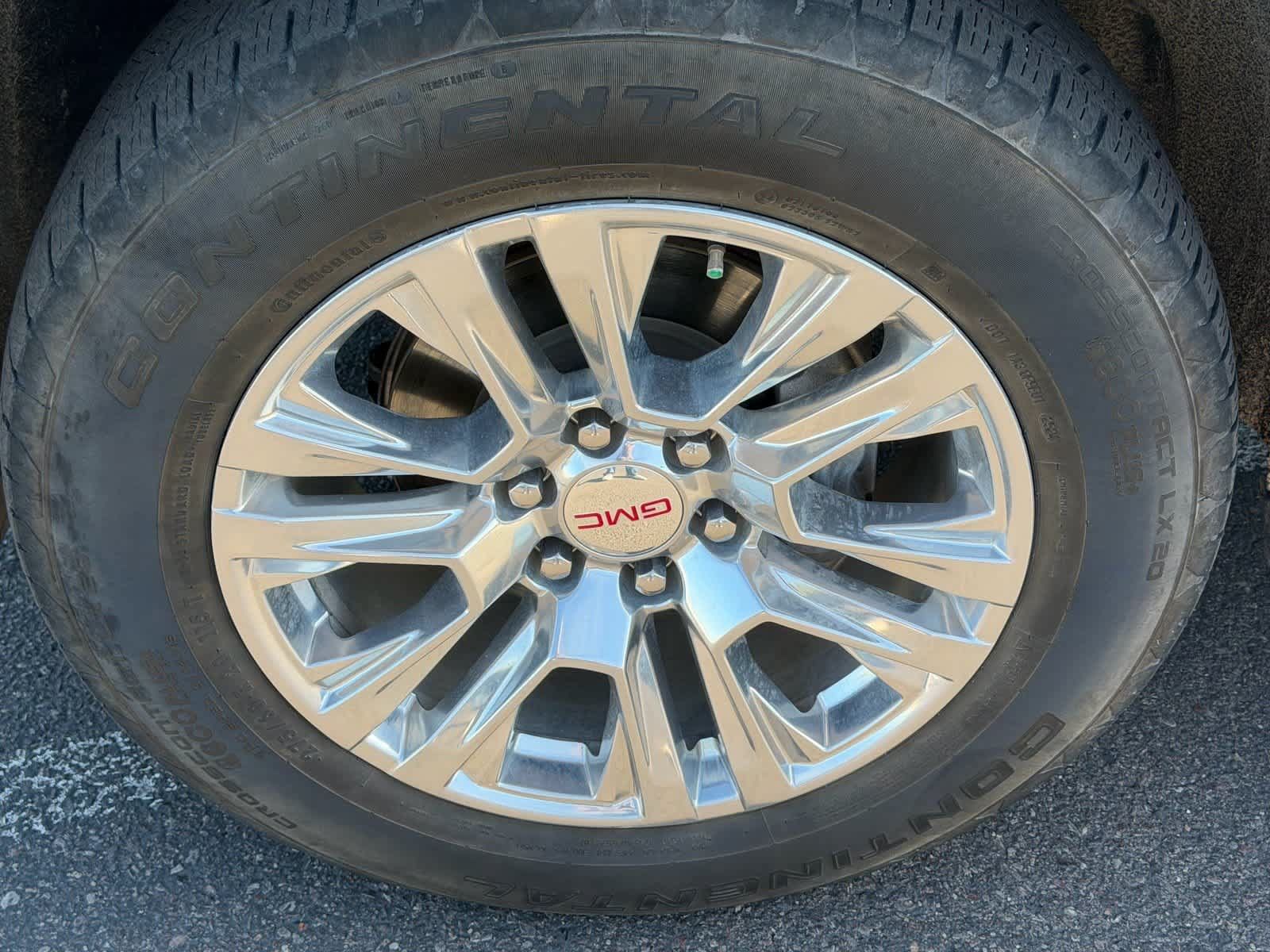 Used 2022 GMC Yukon Denali w/ Max Trailering Package AWD/4WD image 6