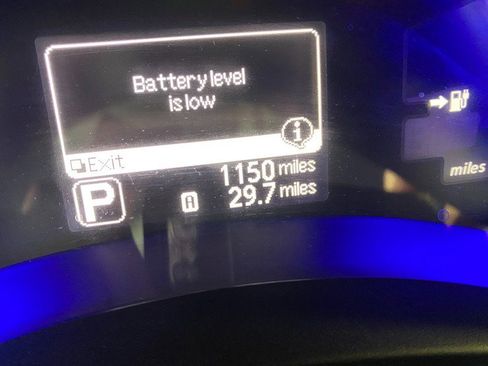 Used 2013 Nissan Leaf SV w/ LED & Quick Charge Pkg image 25