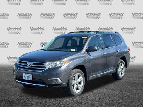 Used 2013 Toyota Highlander Limited image 8