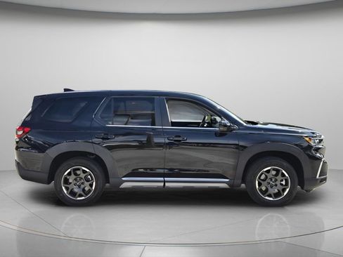 Used 2023 Honda Pilot EX-L image 3