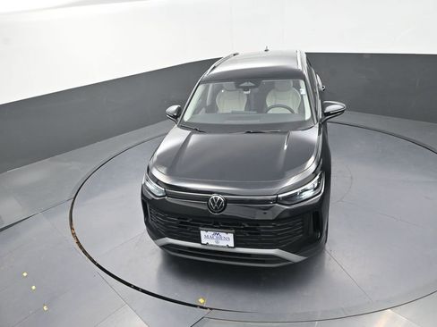 New 2026 Volkswagen Tiguan SE AWD/4WD image 14
