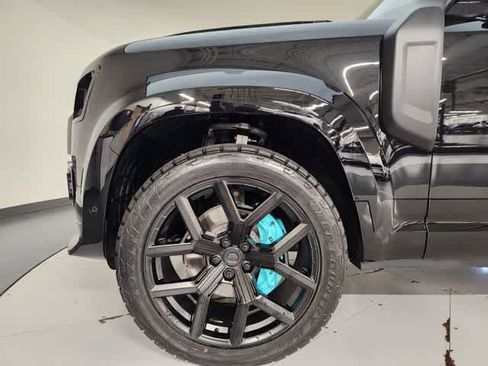 New 2026 Land Rover Defender 110 X-Dynamic SE AWD/4WD image 21
