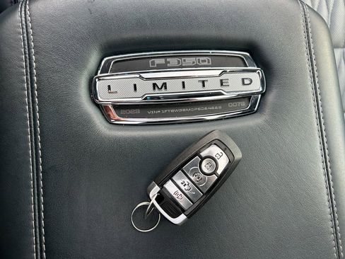 Used 2023 Ford F350 Limited image 33