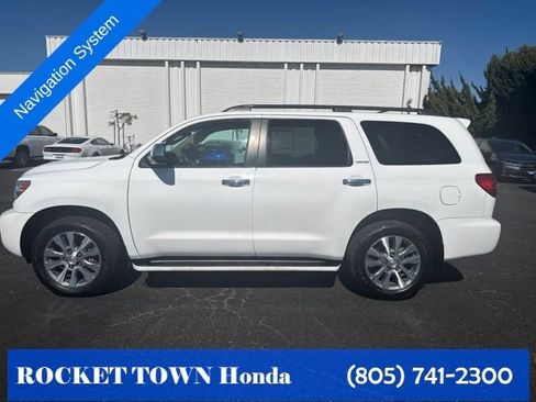 Used 2017 Toyota Sequoia Limited w/ Safety & Convenience Package AWD/4WD image 5