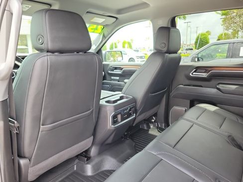 Used 2025 GMC Sierra 1500 Denali AWD/4WD image 14