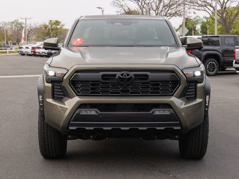 New 2026 Toyota Tacoma TRD Off-Road image 2