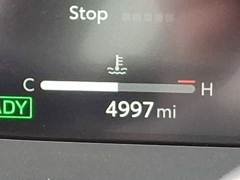 Certified 2025 Toyota Crown Platinum image 23