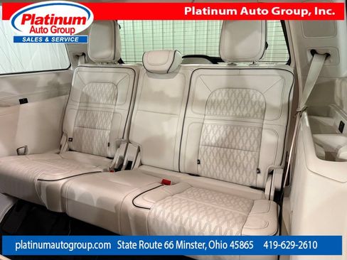 Used 2020 Lincoln Navigator Black Label w/ Cargo Convenience Package AWD/4WD image 31