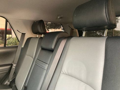 Used 2022 Toyota 4Runner SR5 Premium w/ Moonroof Package RWD image 10