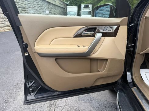 Used 2010 Acura MDX w/ Technology & Entertainment AWD/4WD image 30