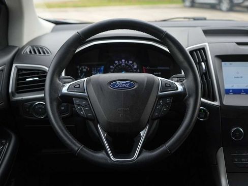 Used 2020 Ford Edge SEL image 16