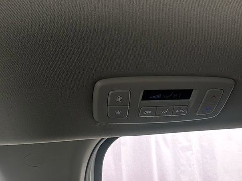 New 2026 Kia Carnival image 38