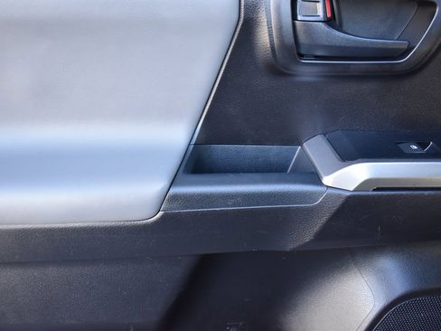 Used 2021 Toyota Tacoma SR5 image 13