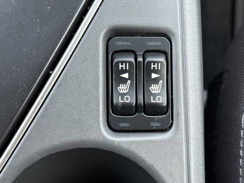 Used 2024 Subaru Crosstrek 2.0i Premium image 19