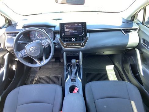 Used 2022 Toyota Corolla Cross LE FWD image 51