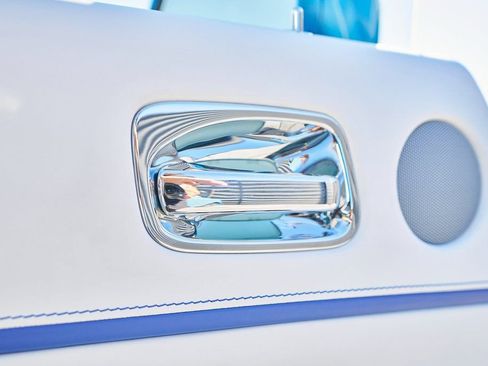 Used 2020 Rolls-Royce Wraith RWD image 31