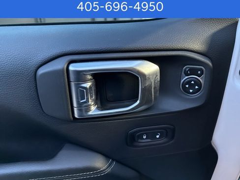 Used 2020 Jeep Gladiator Overland AWD/4WD image 20