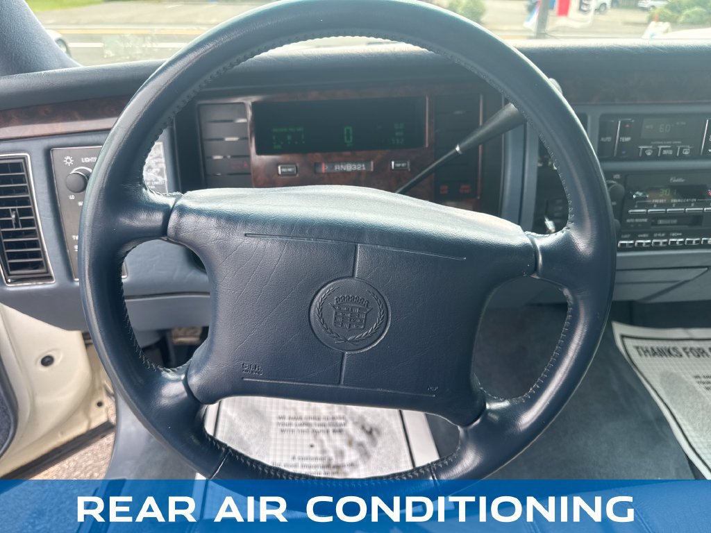 Used 1995 Cadillac Fleetwood Brougham RWD image 15