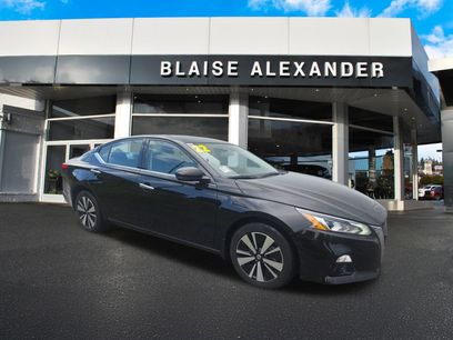Used 2022 Nissan Altima 2.5 SL