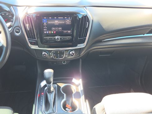 Used 2021 Chevrolet Traverse LS w/ LPO, Blackout Package AWD/4WD image 27