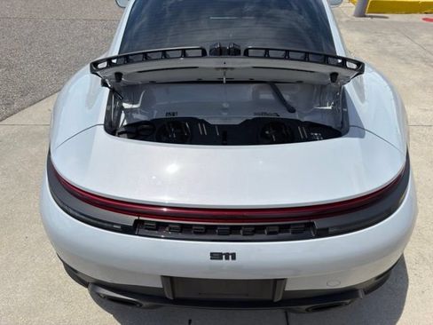 Used 2025 Porsche 911 Carrera RWD image 7