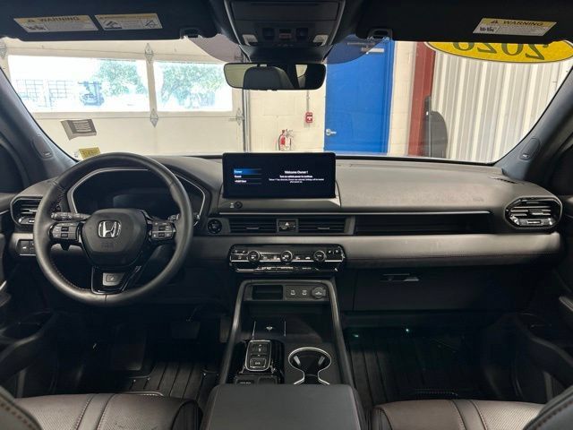 Certified 2026 Honda Pilot Black Edition image 18