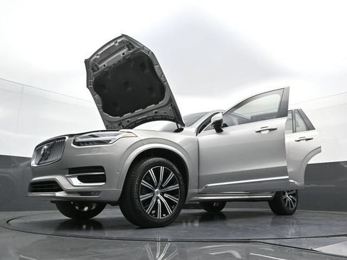 Used 2024 Volvo XC90 B6 Plus AWD/4WD image 40