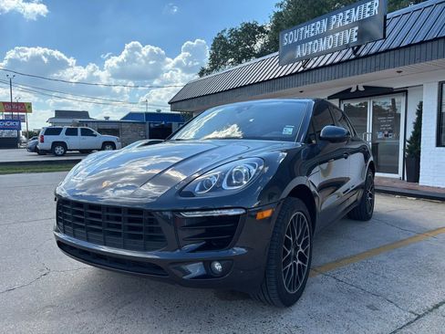 Used 2018 Porsche Macan Sport Edition image 2