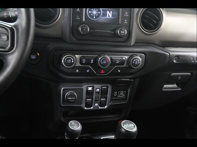 Used 2018 Jeep Wrangler Unlimited Sport S AWD/4WD image 14