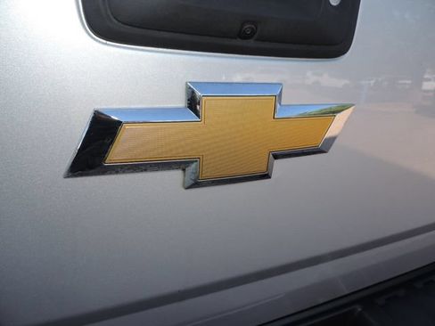 Used 2019 Chevrolet Colorado W/T w/ WT Convenience Package RWD image 15