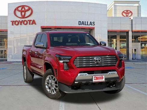 Used 2025 Toyota Tacoma Limited AWD/4WD image 1