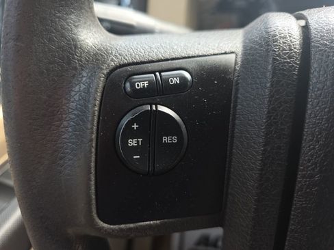 Used 2009 Ford F350 4x4 Crew Cab Super Duty image 15