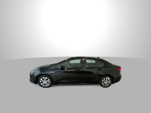 Used 2021 Toyota Corolla LE w/ Carpet Mat Package (TMS) image 5