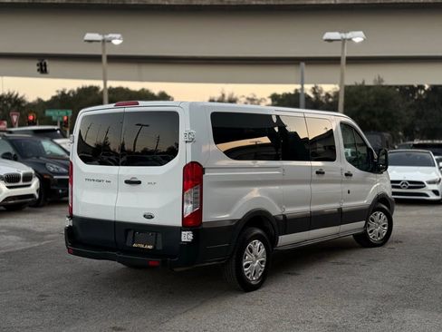 Used 2015 Ford Transit 150 XLT image 7