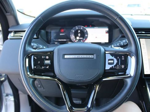 Used 2025 Land Rover Range Rover Velar Dynamic SE AWD/4WD image 33