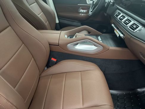 New 2026 Mercedes-Benz GLE 450e 4MATIC image 30